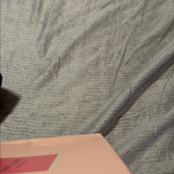 Kate Spade Cream and Black Flats for Effortless Elegance - Picture 8 of 9